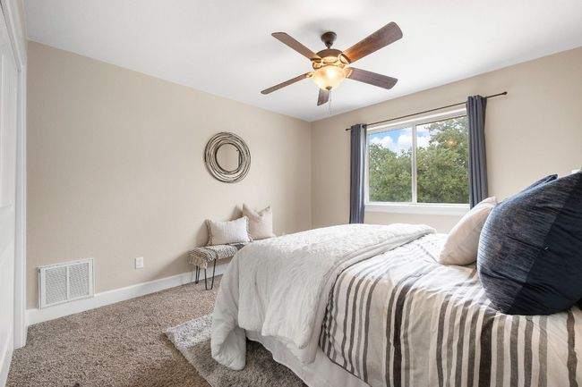 Secondary bedroom updstairs | Image 26