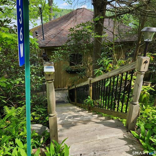 736 W Wakefield Blvd, Winsted, CT, 06098-2952 | Card Image