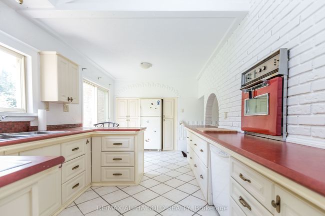 2087 Rumney Rd, House other with 3 bedrooms, 3 bathrooms and 6 parking in Midland ON | Image 16