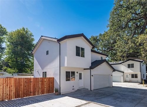 3-24743 Valley St, Newhall, CA, 91321-2694 | Card Image