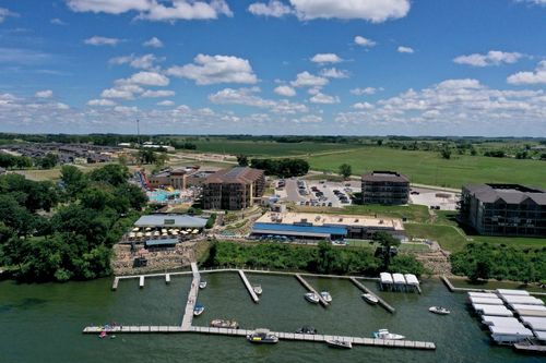630 Linden Dr, Arnolds Park, IA, 51331-4401 | Card Image
