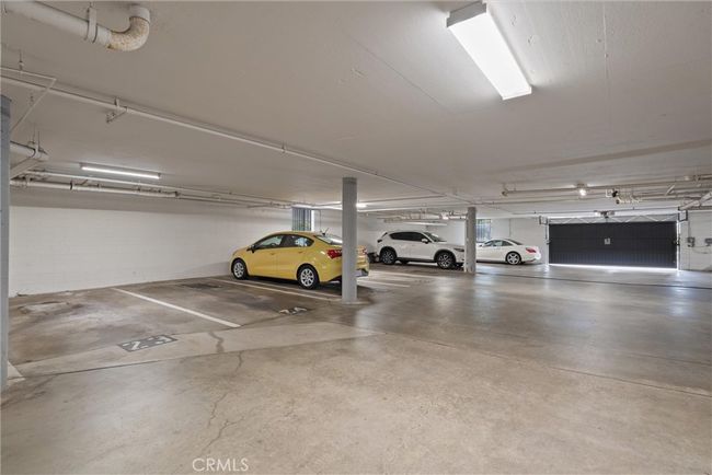 Covered parking spot | Image 17