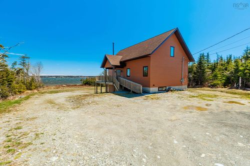 1213 Highway 335, West Pubnico, NS, B0W3S0 | Card Image