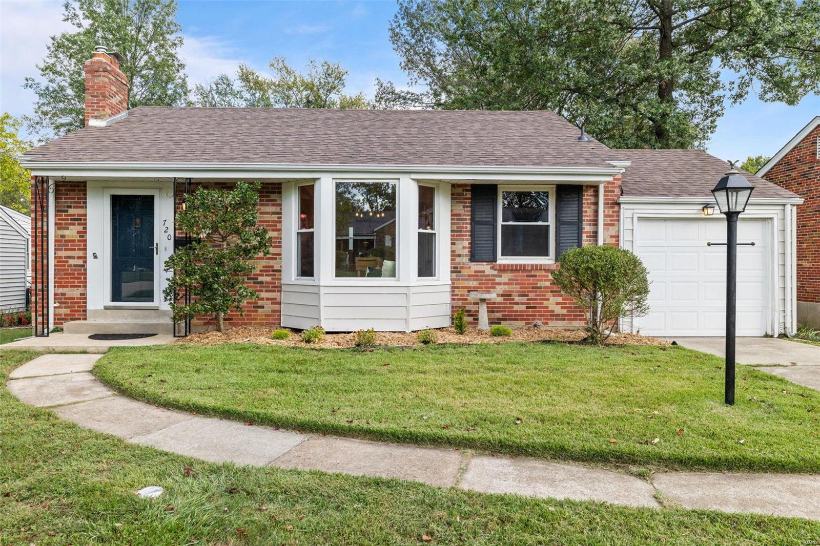 Colebrook Dr, Saint Louis, MO 63119