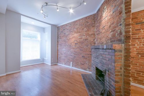 apt-2-1352 Kenyon St Nw, WASHINGTON, DC, 20010-7253 | Card Image