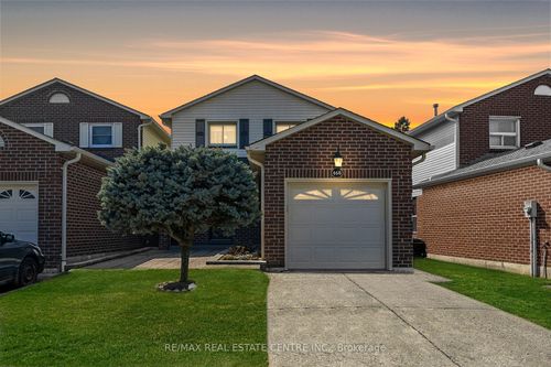 466 Vanier Dr, Milton, ON, L9T4T4 | Card Image