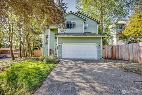 6585 Ne Prospect St, Suquamish, WA, 98392-9702 | Card Image