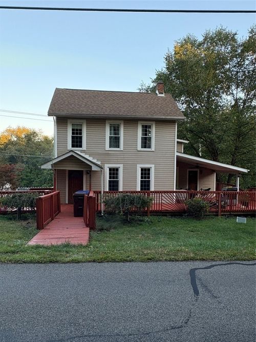 365 W Park Rd, Portersville, PA, 16051-1605 | Card Image