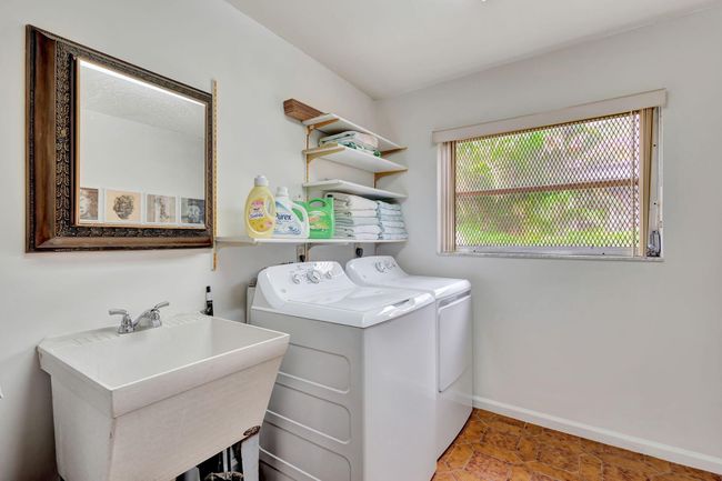1141 Pine Point Rd, House other with 4 bedrooms, 3 bathrooms and null parking in Riviera Beach FL | Image 12