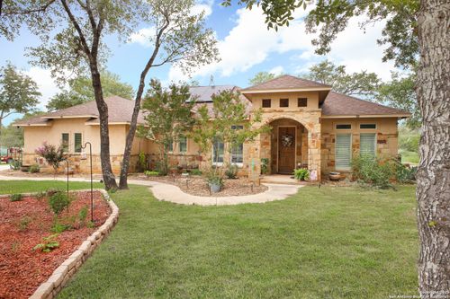 158 County Road 6871 E, Natalia, TX, 78059-2597 | Card Image