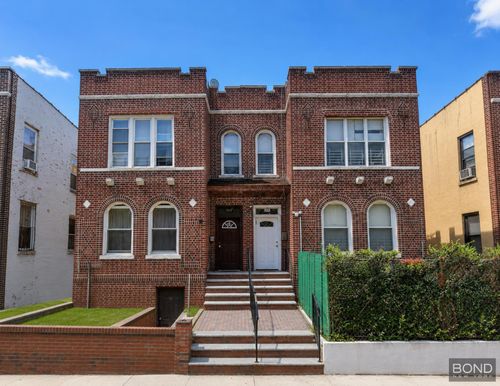 multi-217 E 96th Street, New York City, NY, 11212 | Card Image
