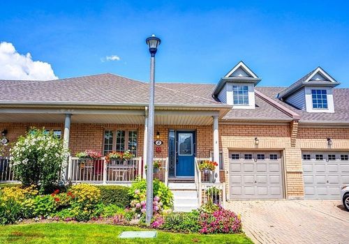 8 Seashell Pl, Brampton, ON, L6R3J4 | Card Image