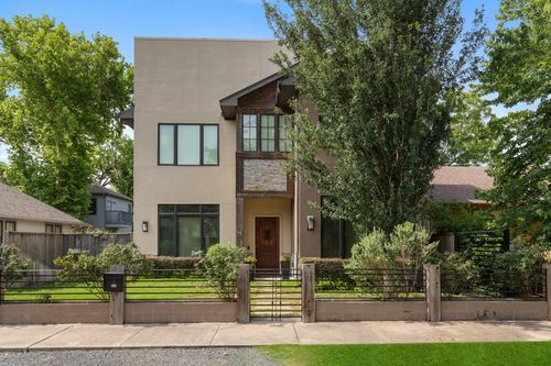 815 E 27th St, Houston, TX, 77009-1013 | Card Image