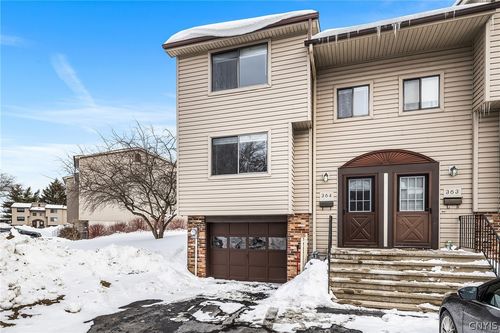 364 Cameco Cir, Liverpool, NY, 13090-2736 | Card Image