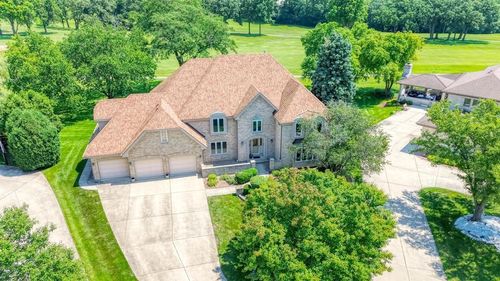 1500 Royal Oak Rd, Darien, IL, 60561-8473 | Card Image