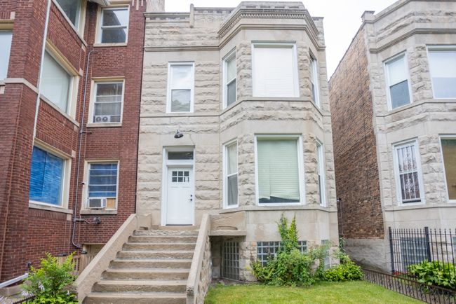 6361 S Greenwood Avenue, Home with 6 bedrooms, 4 bathrooms and 2 parking in Chicago IL | Image 1