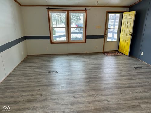 203 S West St, Center Point, IN, 47840-8333 | Card Image