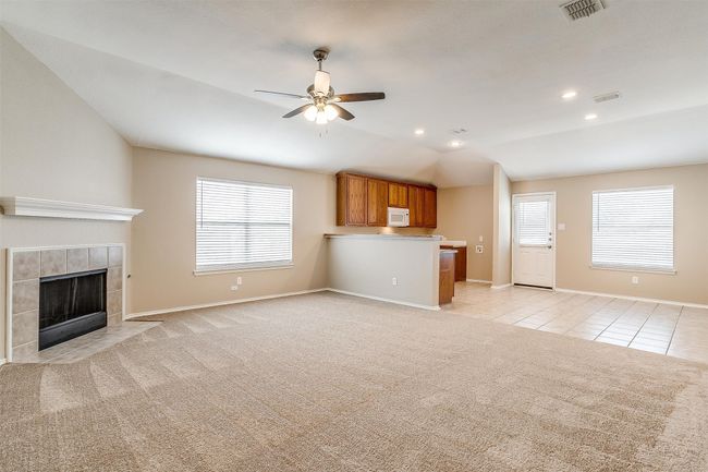 1325 Barrel Run, House other with 4 bedrooms, 2 bathrooms and null parking in Haslet TX | Image 5