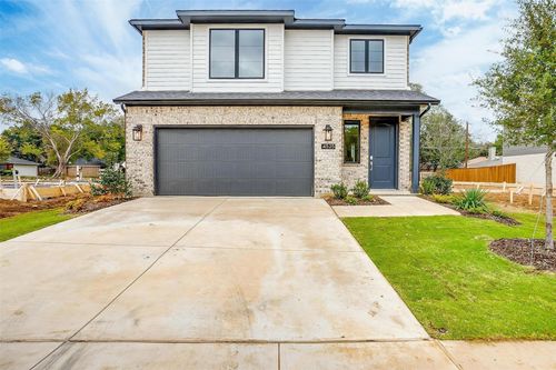 4532 Hogans Alley Dr, Arlington, TX, 76001-5105 | Card Image