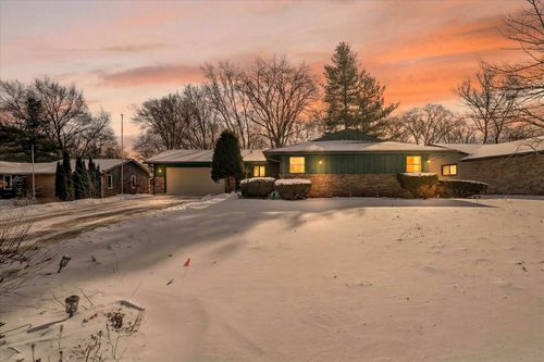 5103 Brookview Rd, ROCKFORD, IL, 61107-1654 | Card Image