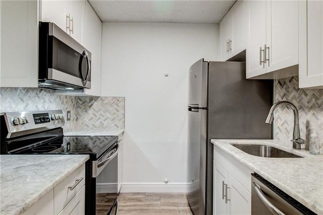 5 - 1172 Breezy Way, Condo with 2 bedrooms, 2 bathrooms and null parking in Sebastian FL | Image 13