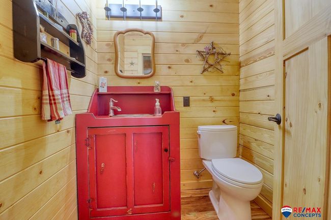 4949 Little Salt Rd, House other with 3 bedrooms, 3 bathrooms and 6 parking in Ceresco NE | Image 17
