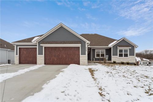 909 Captain Merriman Dr, Freeman, MO, 64746 | Card Image