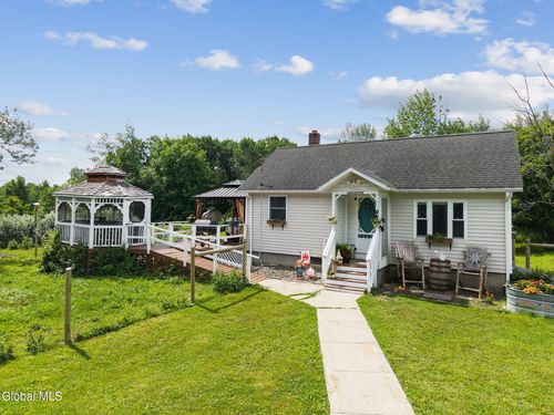 240 Egelston Rd, Fultonville, NY, 12072-1902 | Card Image