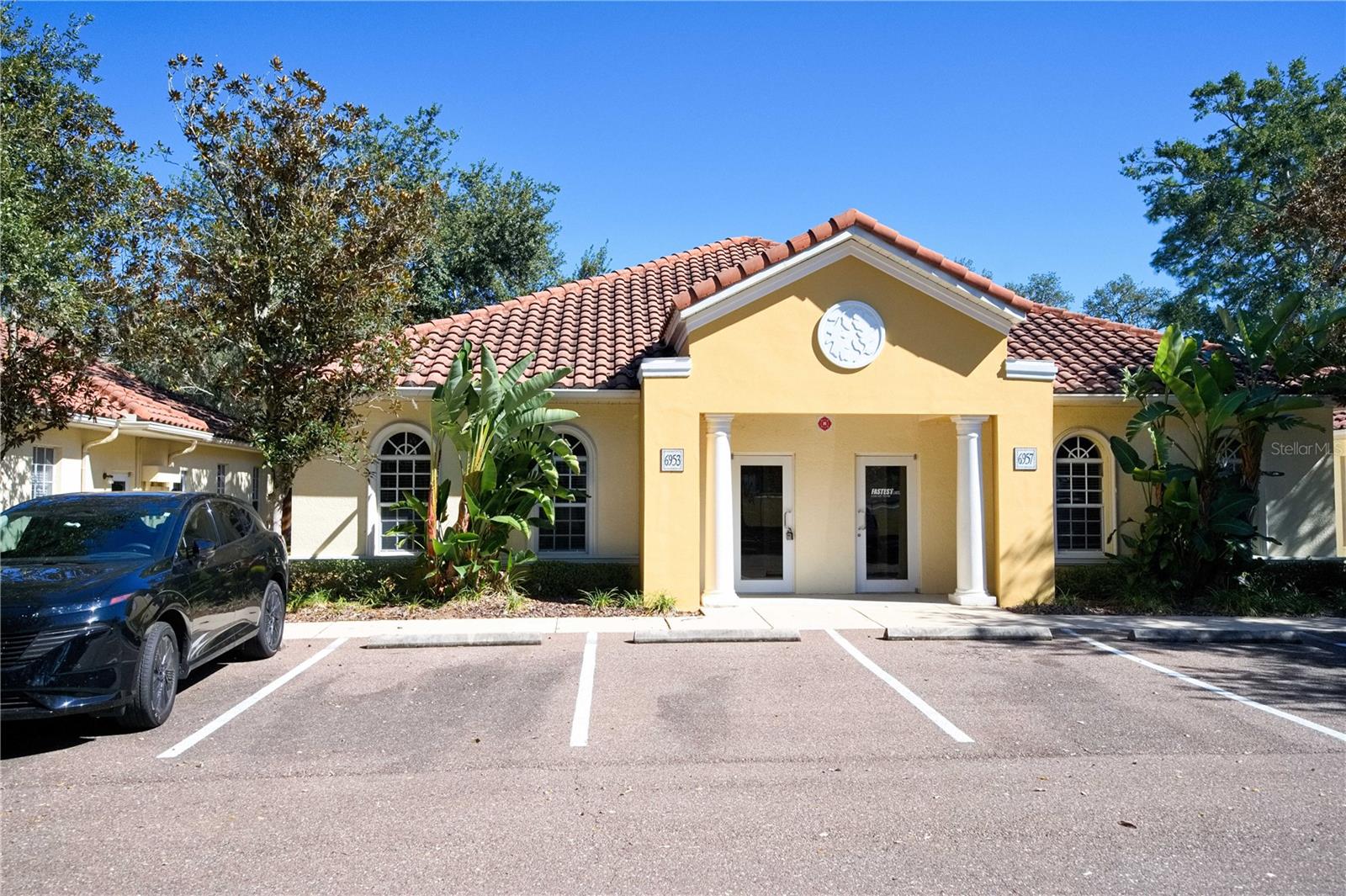 6957 E Fowler Ave, Temple Terrace, FL 33617