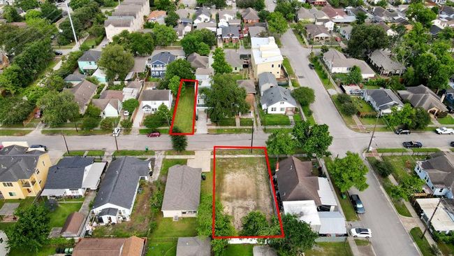 Opportunity to combine with lot across the street to build 3 single family homes or townhomes as an investment project. | Image 24