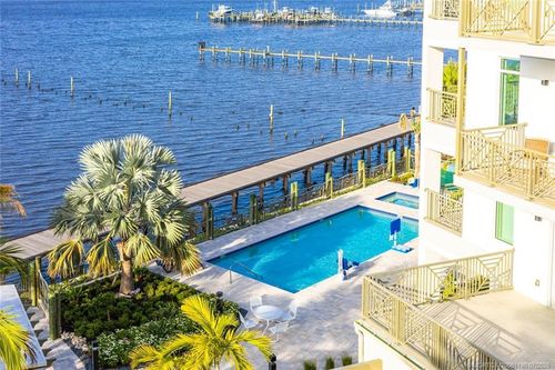 unit-402-41 Sw Seminole St, Stuart, FL, 34994-2174 | Card Image