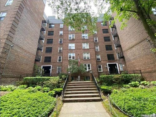 2j-120-10 85th Ave, Kew Gardens, NY, 11415 | Card Image