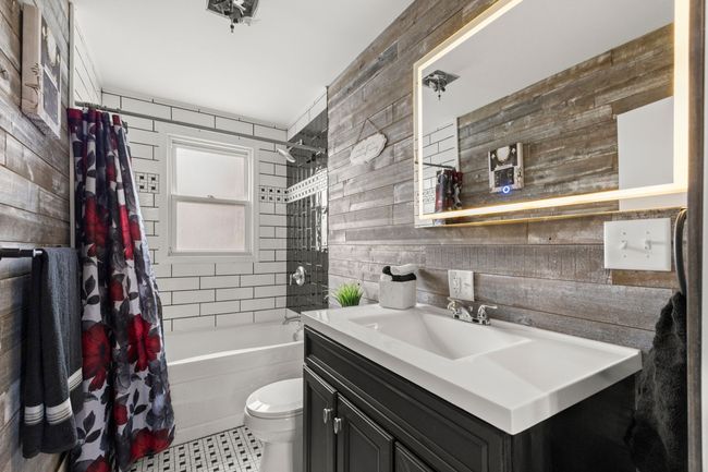 261 Detroit St, House other with 2 bedrooms, 1 bathrooms and null parking in Trenton MI | Image 21