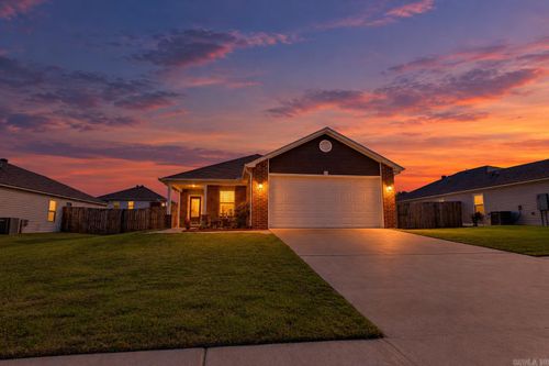 25 Swayze Rhys Ln, Cabot, AR, 72023-7193 | Card Image