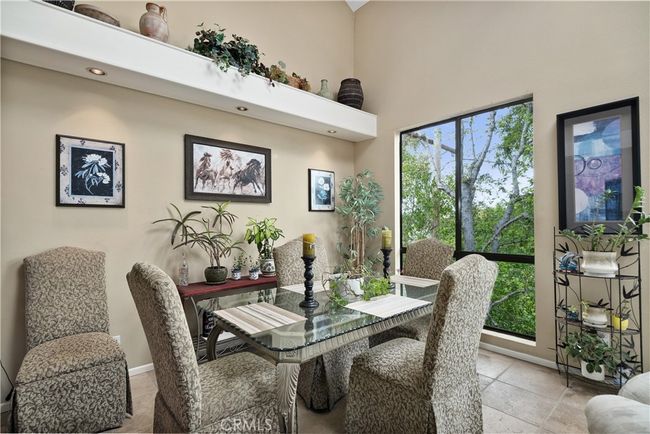 APT-326 - 13331 Moorpark St, Condo with 2 bedrooms, 2 bathrooms and 2 parking in Sherman Oaks CA | Image 10