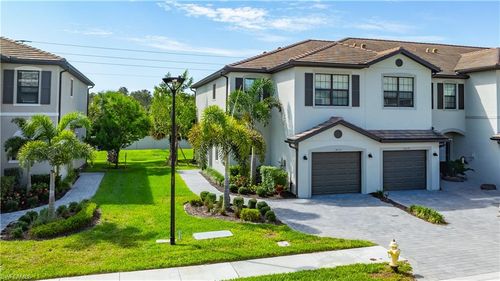 14121 Pine Lodge Ln, FORT MYERS, FL, 33913-9471 | Card Image
