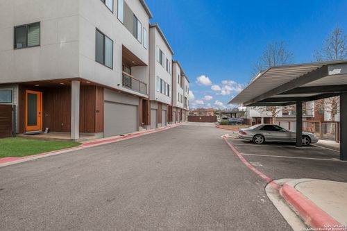 unit-802-102 Tendick, San Antonio, TX, 78209-7104 | Card Image