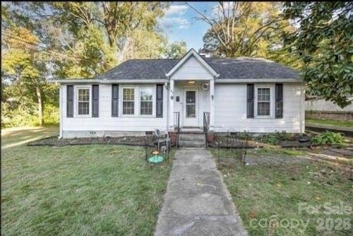 122 Eaman Ave, Salisbury, NC, 28144-6114 | Card Image