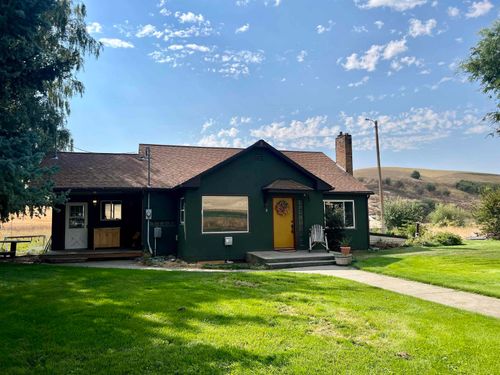 451 Sunset Rd Rd, St John, WA, 99171 | Card Image