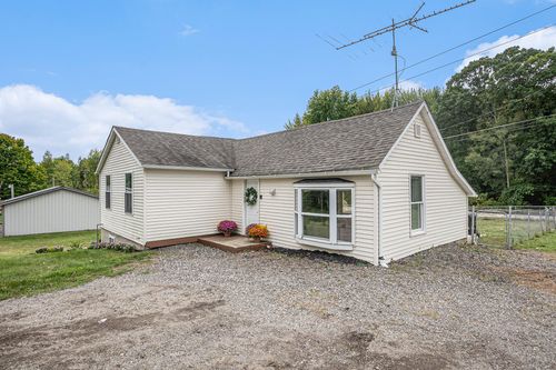 965 Newaygo Rd, Bailey, MI, 49303-9721 | Card Image