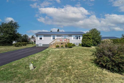 16 Gilroy St, Springhill, NS, B0M1X0 | Card Image
