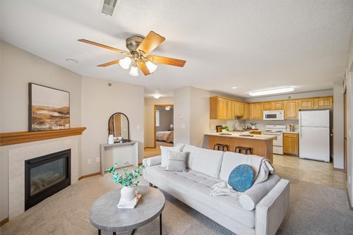 apt-1-5916 Sutton Pl, Urbandale, IA, 50322-1882 | Card Image