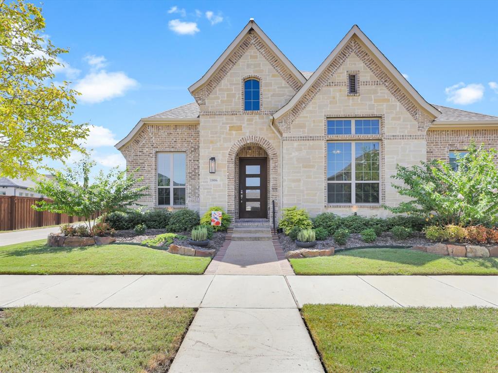 Inca Rose Ln, Arlington, TX 76005