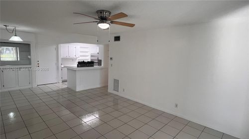 j106-3105 Oakland Shores Dr, Oakland Park, FL, 33309-7518 | Card Image