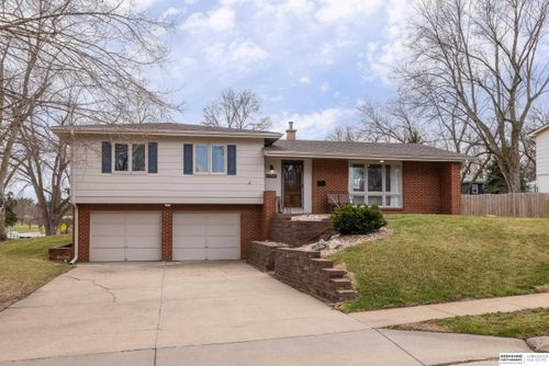 9605 Ruggles Street, Omaha, NE, 68134 | Card Image