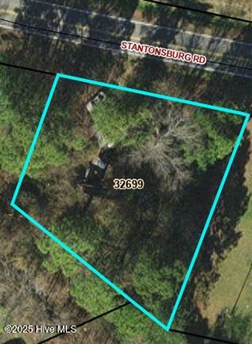 5621 Stantonsburg Rd, Farmville, NC, 27828-9273 | Card Image