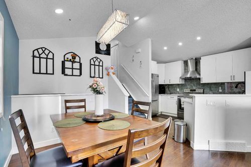 141 Saddlecrest Close Ne, Calgary, AB, T3J5B6 | Card Image