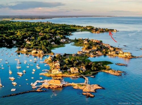 55 Vineyard Pl, Guilford, CT, 06437-3238 | Card Image