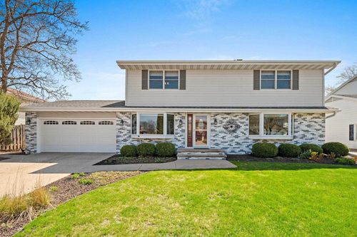 1322 Montclaire Court, APPLETON, WI, 54915 | Card Image