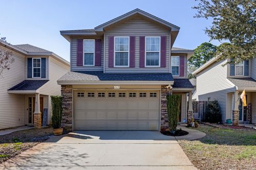 809 Sugar Plum Ln, Shalimar, FL, 32579-2184 | Card Image